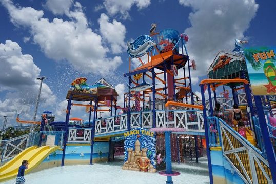 Six Flags Hurricane Harbor